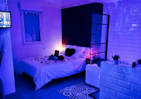 Amour Azur Appartement pour 2 avec jacuzzi et terrasse à 2 minutes de la mer